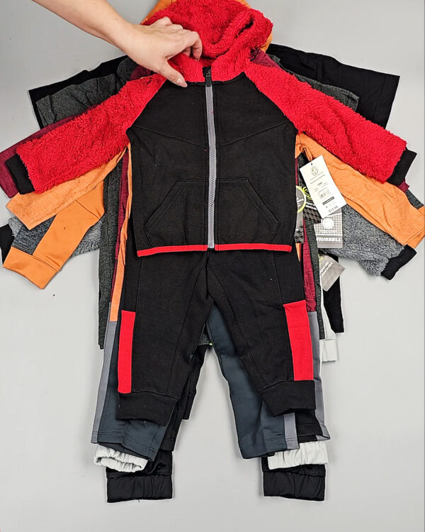 Фотография  526 - Спортивные костюмы дети CAN#6 кг, ЛОТ СТ-9740 оптом в Петропавловске-Камчатском и Камчатском крае