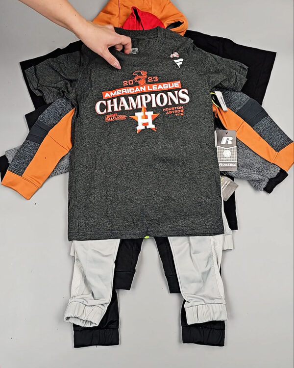 Фотография  622 - Спортивные костюмы дети CAN#6 кг, ЛОТ СТ-9740 оптом в Петропавловске-Камчатском и Камчатском крае