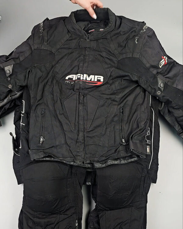 Фотография  763 - МОТО одежда mix БМ#16,9 кг, ЛОТ СХ-0280 оптом в Петропавловске-Камчатском и Камчатском крае