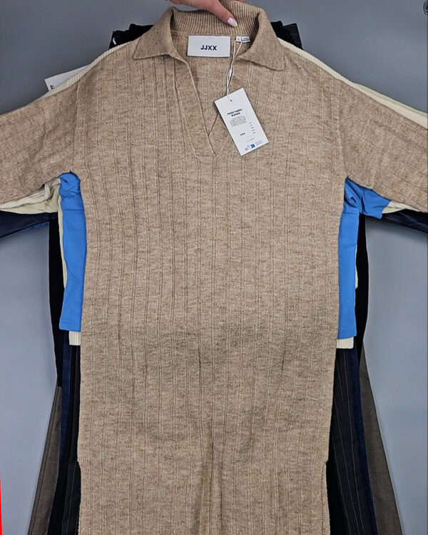 Фотография  416 - JACK JONES Women Winter mix 075 #15 кг, ЛОТ СТ-10010 оптом в Петропавловске-Камчатском и Камчатском крае