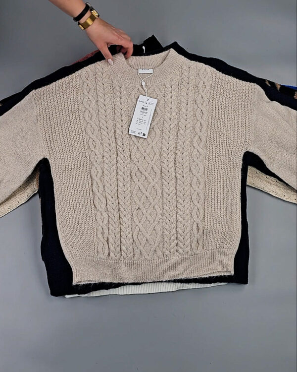 Фотография  326 - Джемпера Bestseller+DK 035#7 кг, ЛОТ СТ-10037 оптом в Петропавловске-Камчатском и Камчатском крае