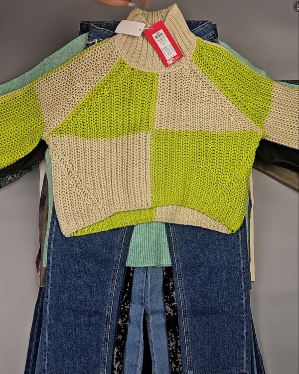 Фотография  405 - JACK JONES Women Winter mix 075 #15 кг, ЛОТ СТ-10011 оптом в Петропавловске-Камчатском и Камчатском крае