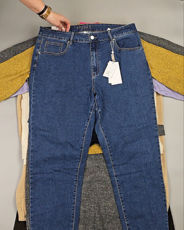 Фотография  154 - VILA Winter mix 104#15 кг, ЛОТ СТ-10078 оптом в Петропавловске-Камчатском и Камчатском крае