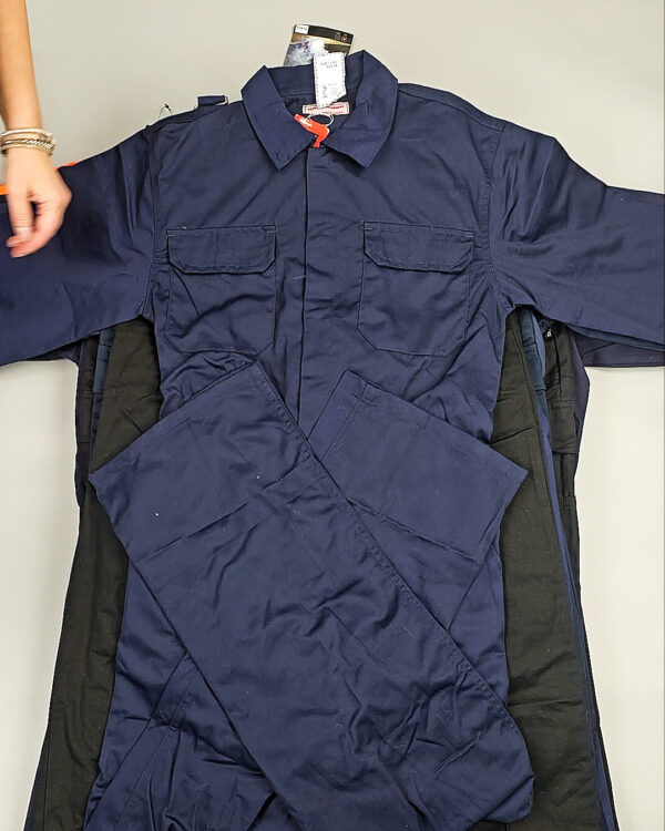 Фотография  687 - Рабочая одежда mix БМ#25 кг, ЛОТ СХ-0267 оптом в Петропавловске-Камчатском и Камчатском крае