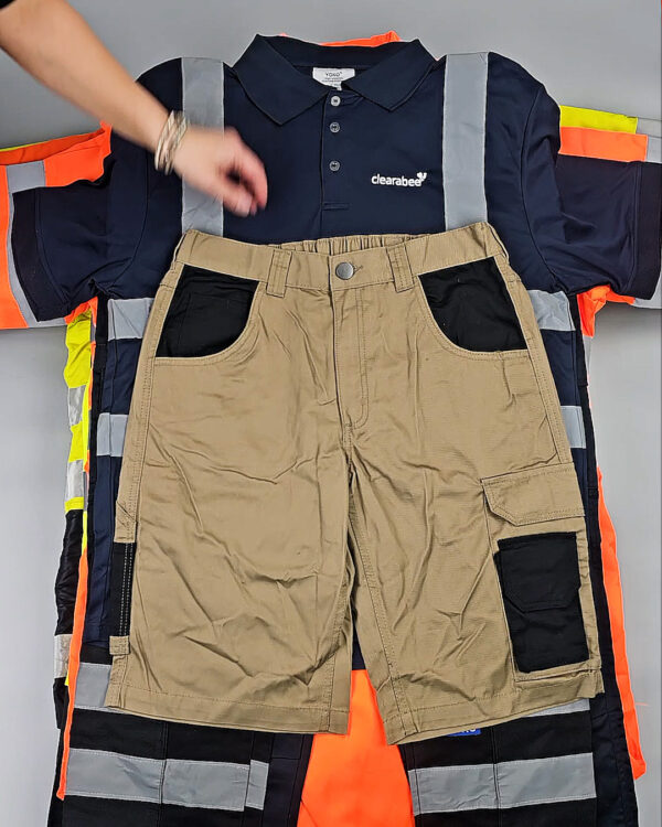 Фотография  503 - Рабочая одежда mix БМ#25 кг, ЛОТ СХ-0266 оптом в Петропавловске-Камчатском и Камчатском крае