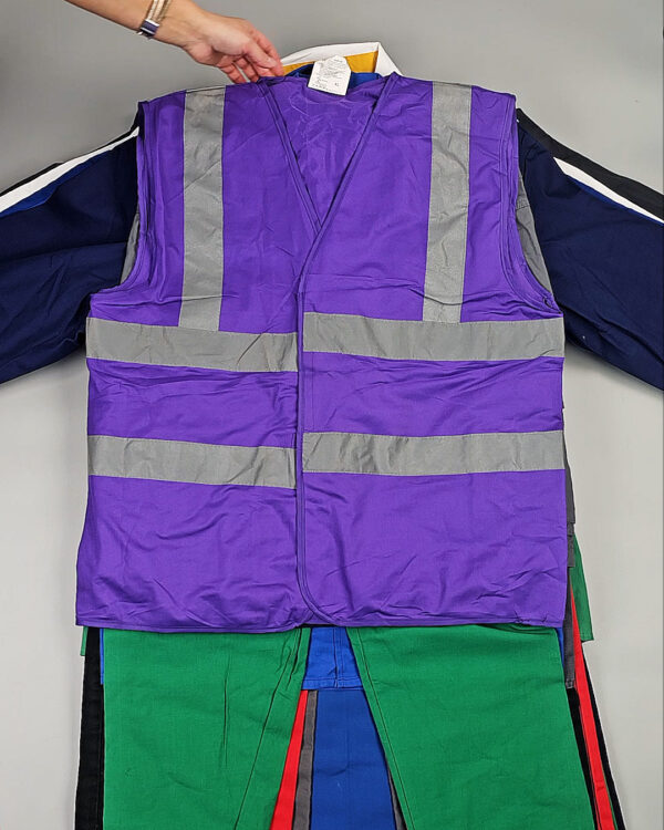 Фотография  694 - Рабочая одежда крем+экстра (Work clothes cr+ex)#25 кг, ЛОТ СХ-0264 оптом в Петропавловске-Камчатском и Камчатском крае