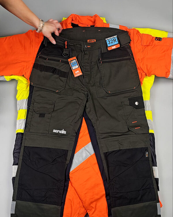 Фотография  351 - Рабочая одежда mix БМ#25 кг, ЛОТ СХ-0266 оптом в Петропавловске-Камчатском и Камчатском крае