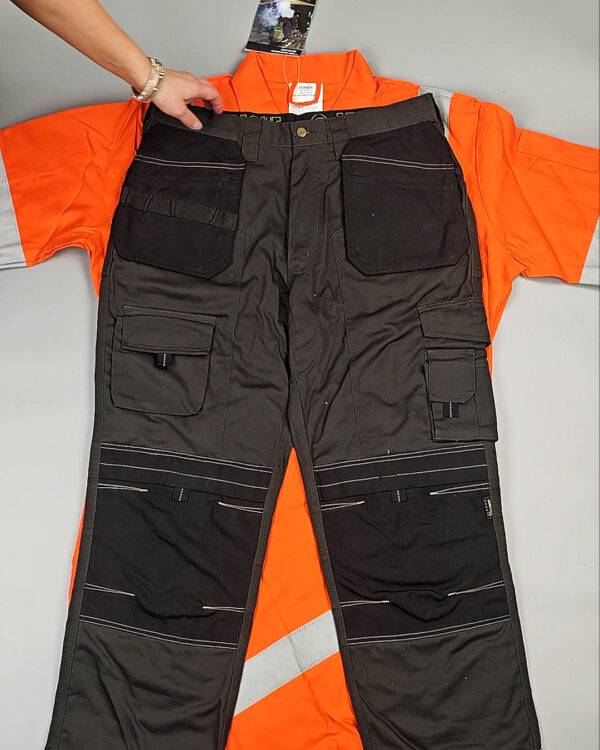 Фотография  667 - Рабочая одежда mix БМ#25 кг, ЛОТ СХ-0267 оптом в Петропавловске-Камчатском и Камчатском крае